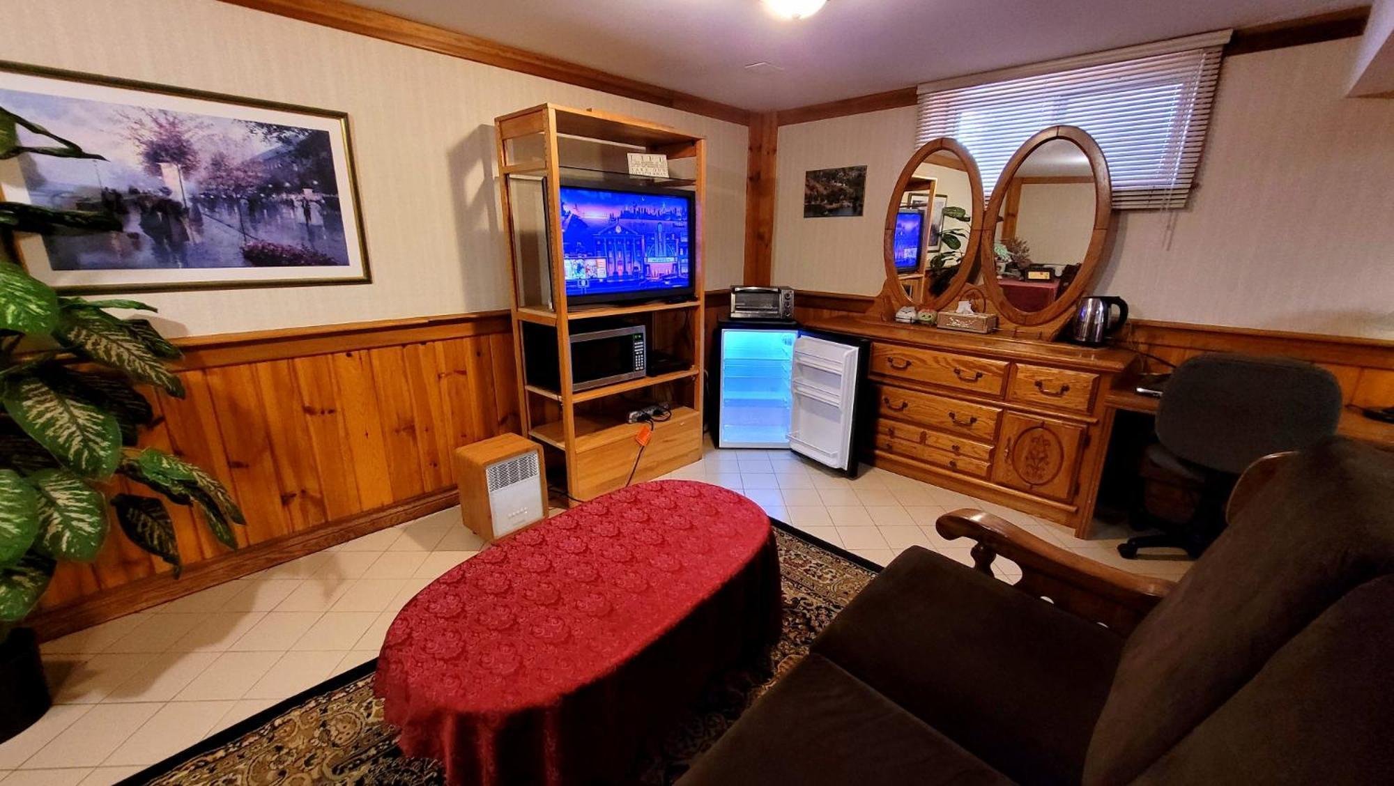 A Stunning Chalet Style Home Toronto Bilik gambar
